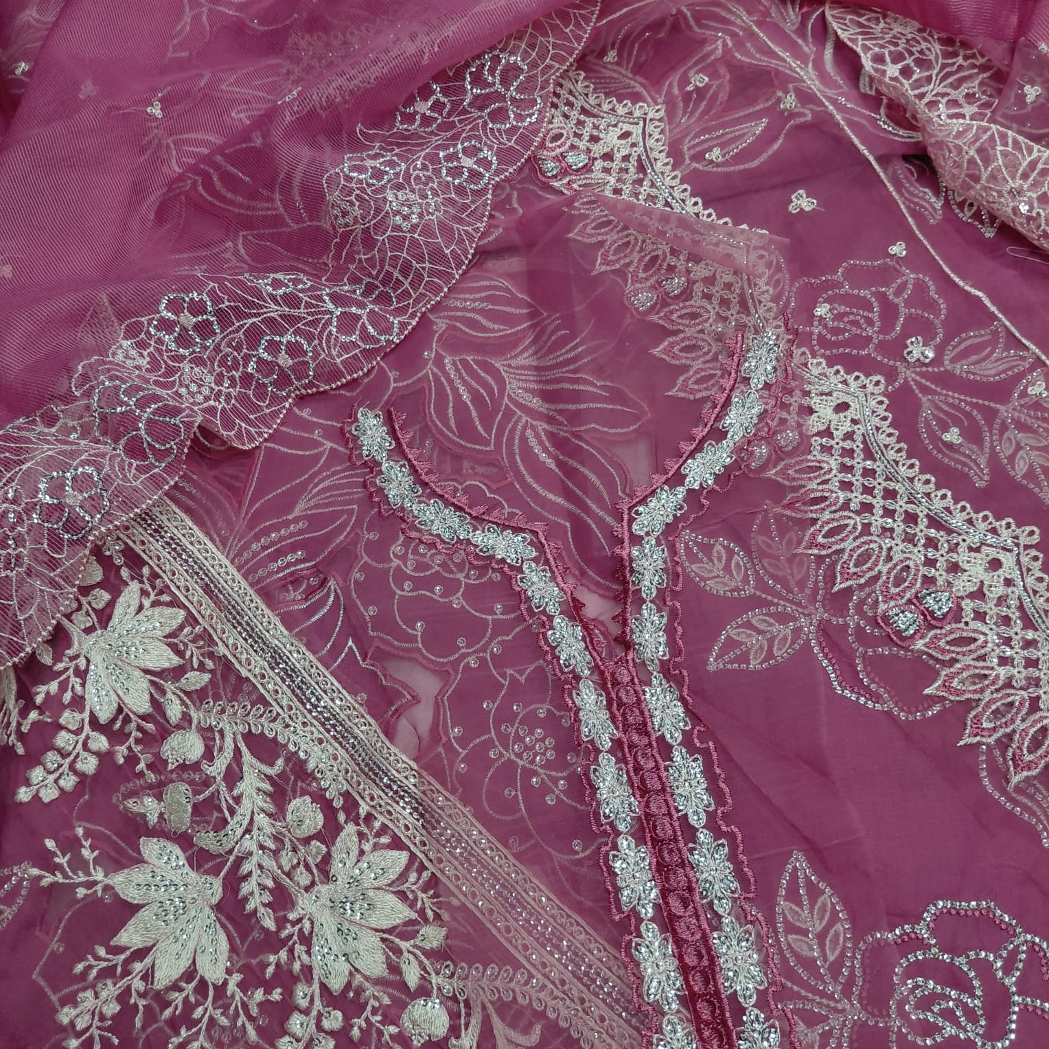 3pc Embroidered Flower Lasercut Tea Pink