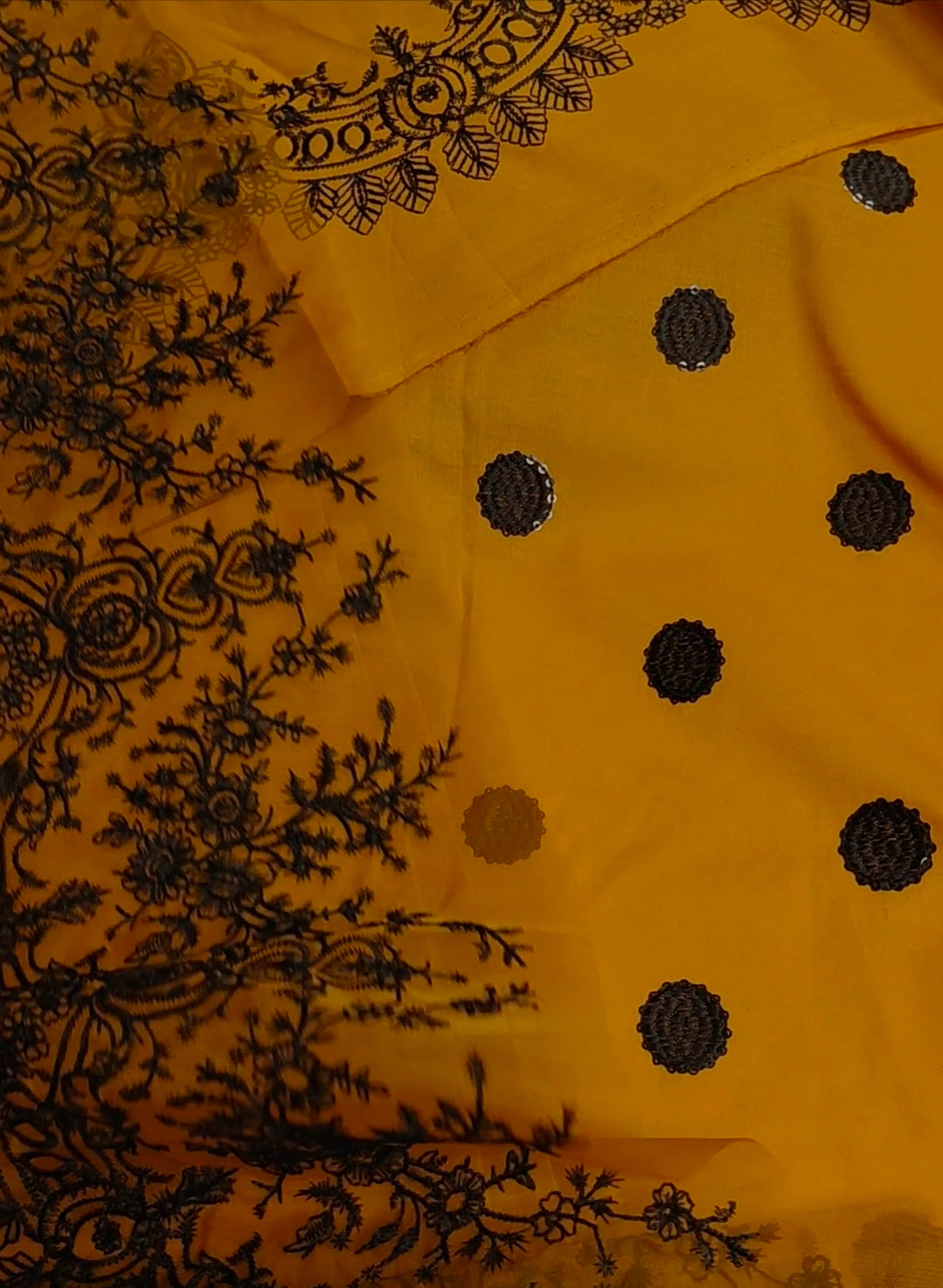 2pc mustard black dots